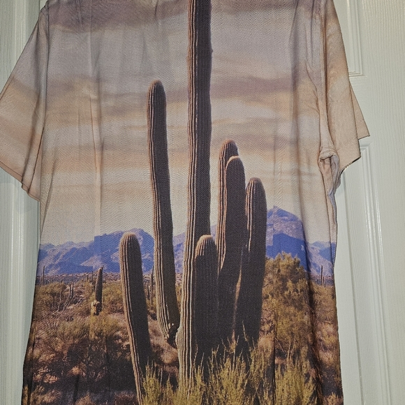 NWT! GUESS Shirt Men's Size Medium Cactus Challis Button Down Short Sleeve NEW - Picture 9 of 14